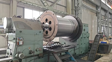 Tangshan Yuexin Machinery leverer succesfuldt specialfremstillet krantromle på 2,5 meter i diameter til russisk kunde