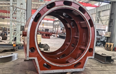 Tangshan Yuexin Machinery, der stoler på sin praktiske erfaring, har optimeret bearbejdningsprocessen for præcisionsdele af store støbte stålhuse.